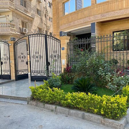 Luxury Apartments Beside Mall Of Arabia And Dar Al-Fouad Hospital - Families Only- No Alcoholic Beverages 6th of October City ภายนอก รูปภาพ