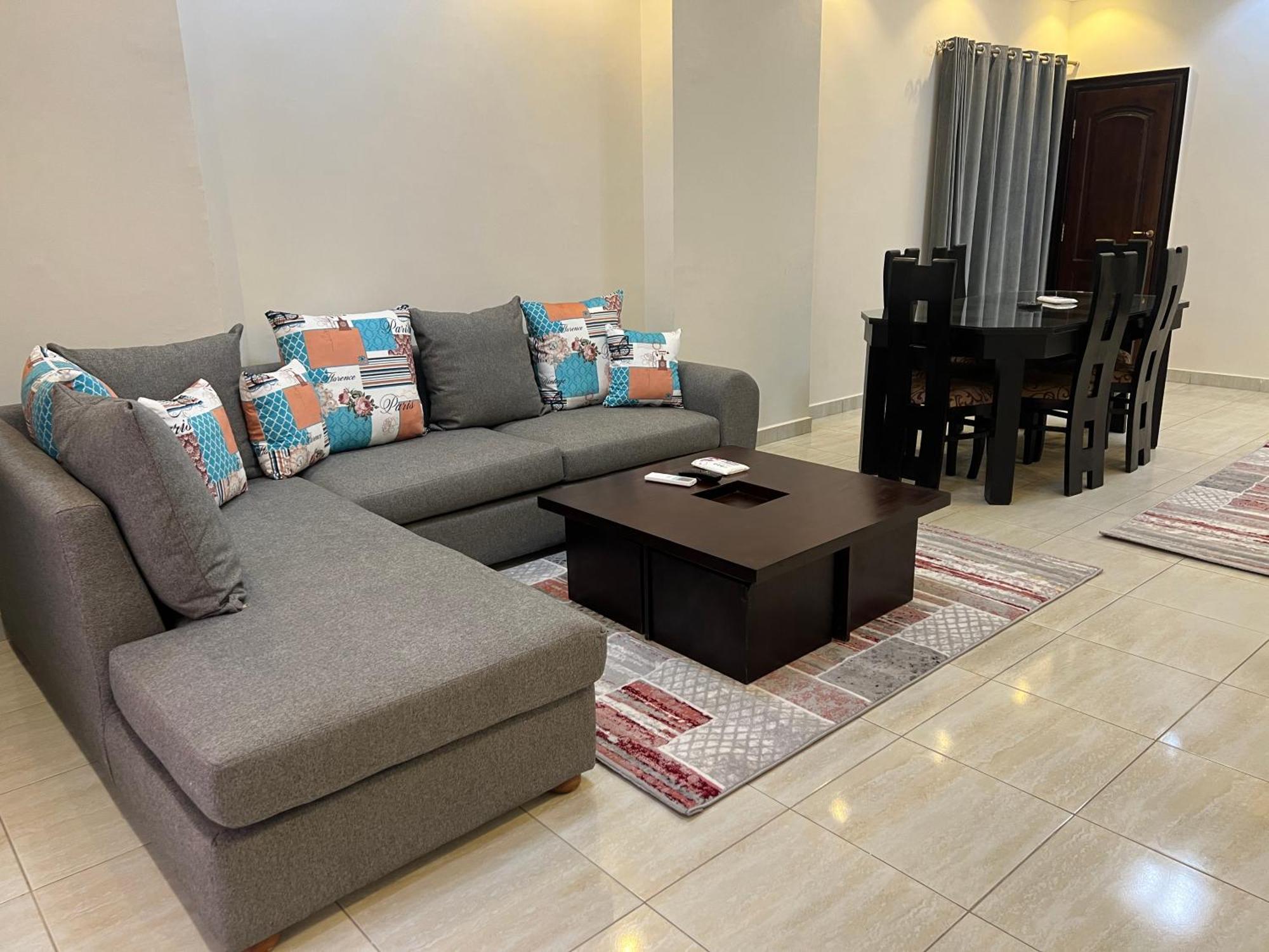 Luxury Apartments Beside Mall Of Arabia And Dar Al-Fouad Hospital - Families Only- No Alcoholic Beverages 6th of October City ภายนอก รูปภาพ