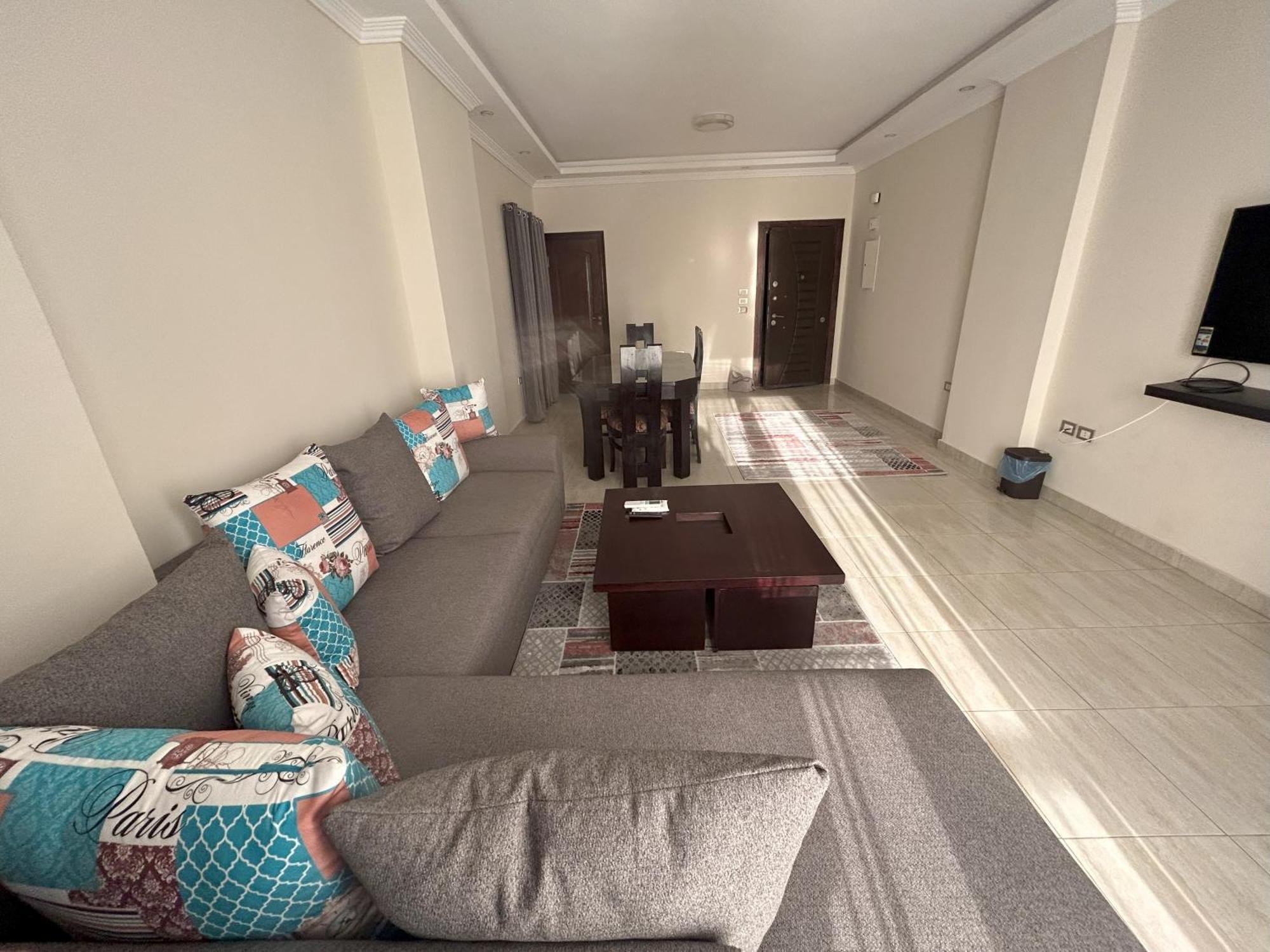 Luxury Apartments Beside Mall Of Arabia And Dar Al-Fouad Hospital - Families Only- No Alcoholic Beverages 6th of October City ภายนอก รูปภาพ
